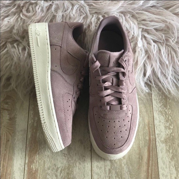 NWT濾Nike ID Air Force 1 Premium Custom! - Picture 7 of 8